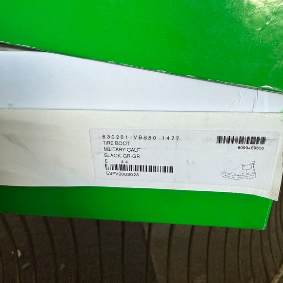 Bottega Veneta Military Calf Black Leather Green & Black Tire Ankle Boot 630281 - Picture 11 of 13